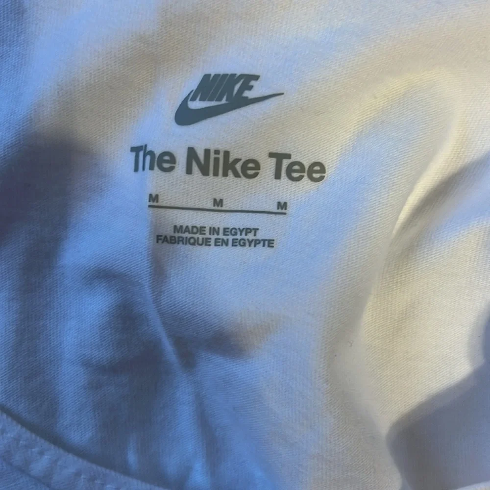 NWOT NIKE Sportswear Tank Top Mens White Spring Break Embroidered Swoosh New Med